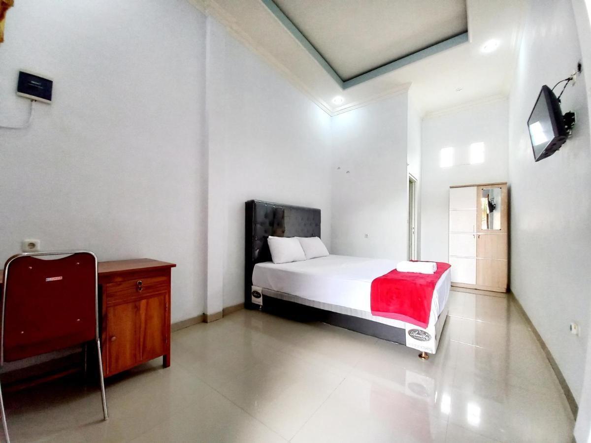 Harmony House Syariah Near Alun Alun Pati Mitra Reddoorz 호텔 외부 사진